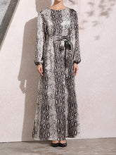 Load image into Gallery viewer, Autumn And Winter Long-Sleeved Snakeskin Print Dress