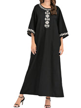 Load image into Gallery viewer, Women&#39;S Round Neck Loose Three-Quarter Sleeve Casual Dress