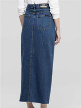 Load image into Gallery viewer, Women&#39;S Long Button Denim Skirt With Hips