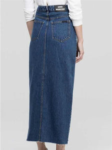 Women'S Long Button Denim Skirt With Hips