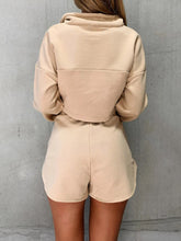 Load image into Gallery viewer, Fashion Loose Long-Sleeved Shorts Loose Two-Piece Suit