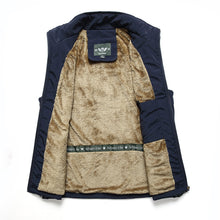 Load image into Gallery viewer, Men&#39;s Autumn Plus Size Velvet Thickening Outdoor Sports Vest