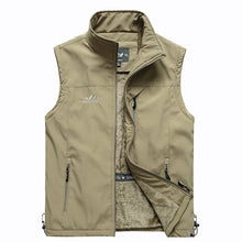 Load image into Gallery viewer, Men&#39;s Autumn Plus Size Velvet Thickening Outdoor Sports Vest