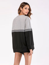 Load image into Gallery viewer, Autumn And Winter Fashion Color Matching Ladies Loose Top