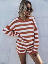 Load image into Gallery viewer, Casual Round Neck Knitted Long Sleeve Shorts Suit