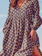 Load image into Gallery viewer, Bohemian Long Sleeve V-neck Printed Holiday Casual Dress