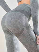 Load image into Gallery viewer, Sports Tight-fitting Breathable Knitted Yoga Pants