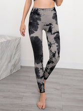 Load image into Gallery viewer, Tie-dye Seamless Knitted Slim Fit Yoga Pants for Women