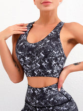 Load image into Gallery viewer, Printed Sexy Beauty Back Shockproof Yoga Bra Sports Vest