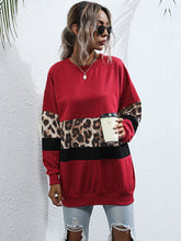Load image into Gallery viewer, Contrasting Casual Loose Leopard Print Stitching Top
