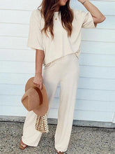 Load image into Gallery viewer, Simple Solid Color Short Sleeve Casual Loose Two-piece Suit