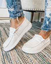 Load image into Gallery viewer, Ladies Canvas Lace-Up Slippers