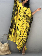 Load image into Gallery viewer, Women Abstract Print 3/4 Sleeve Beach Sun Protection Cover-Up