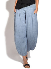 Load image into Gallery viewer, Hérmorcy Women&#39;s Loose Pleated Buttoned Casual Pants