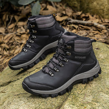 Load image into Gallery viewer, Men&#39;S Wear-Resistant Sports And Leisure High-Top Outdoor Shoes