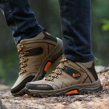 Load image into Gallery viewer, Men&#39;S Wear-Resistant Sports And Leisure High-Top Outdoor Shoes