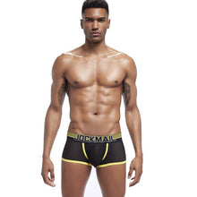 Load image into Gallery viewer, Mesh quick dry ice silk breathable boxer shorts